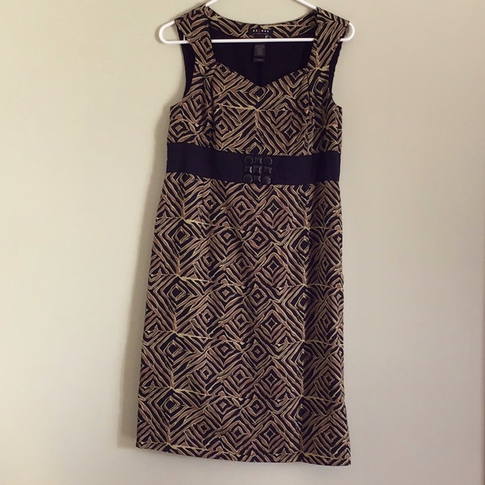 Printed mid length dress.